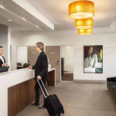 เควสท์แอท ซิดนีย์ โอลิมปิคพาร์คเซอร์วิสอพาร์ตเมนท์ Aparthotel ภายนอก รูปภาพ